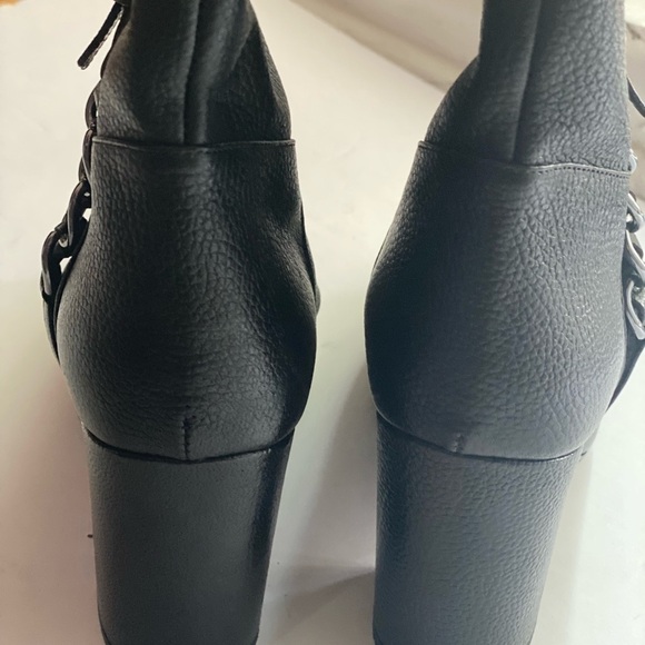 ⭐️HP⭐️ Napoleon Italian Leather Boots- size 7 - Picture 4 of 6